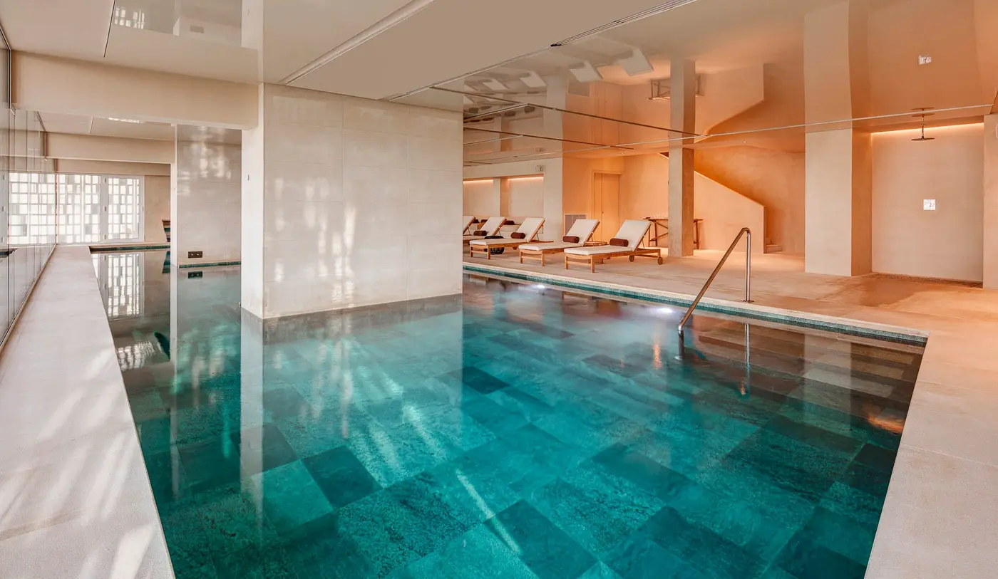 Binnenbad van Aloe Wellness & Spa